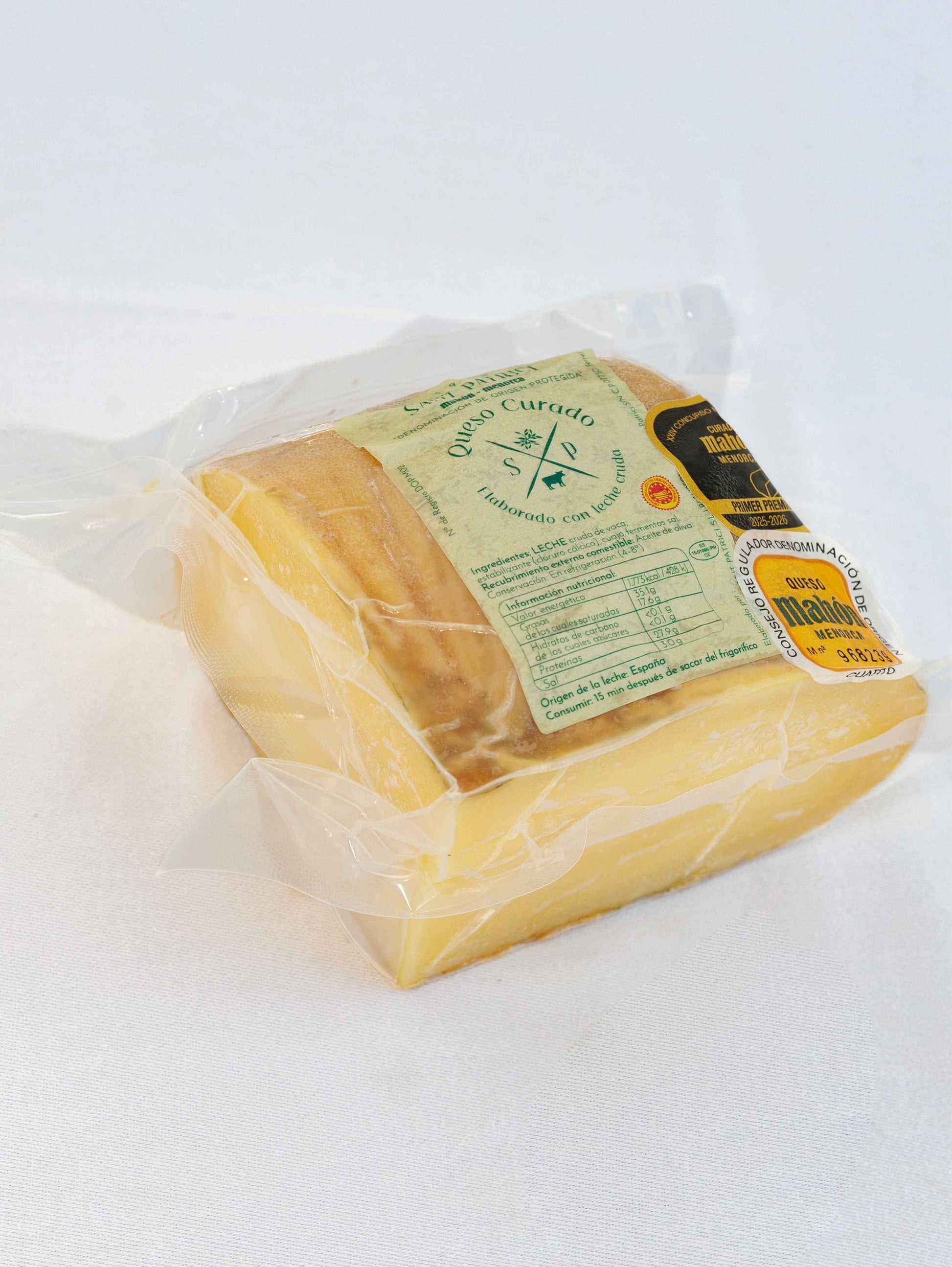 Cuarto de queso curado Mahón-Menorca envasado