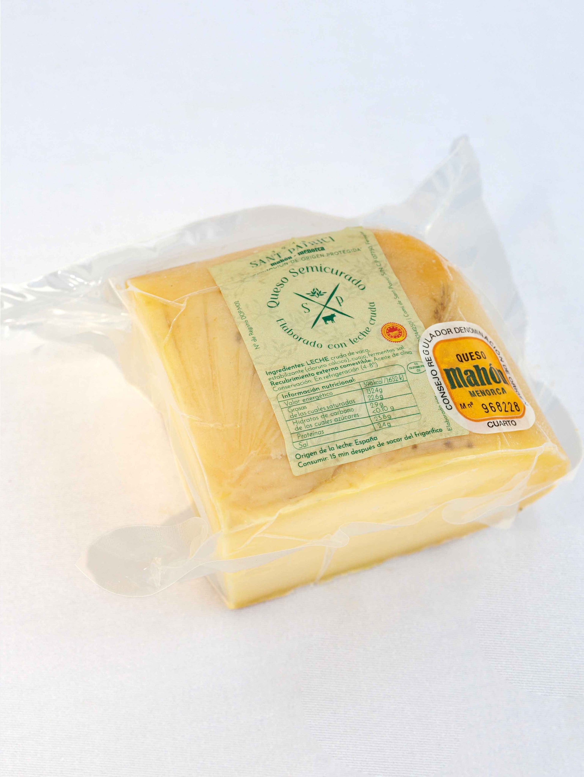 Queso semicurado Mahón-Menorca envasado