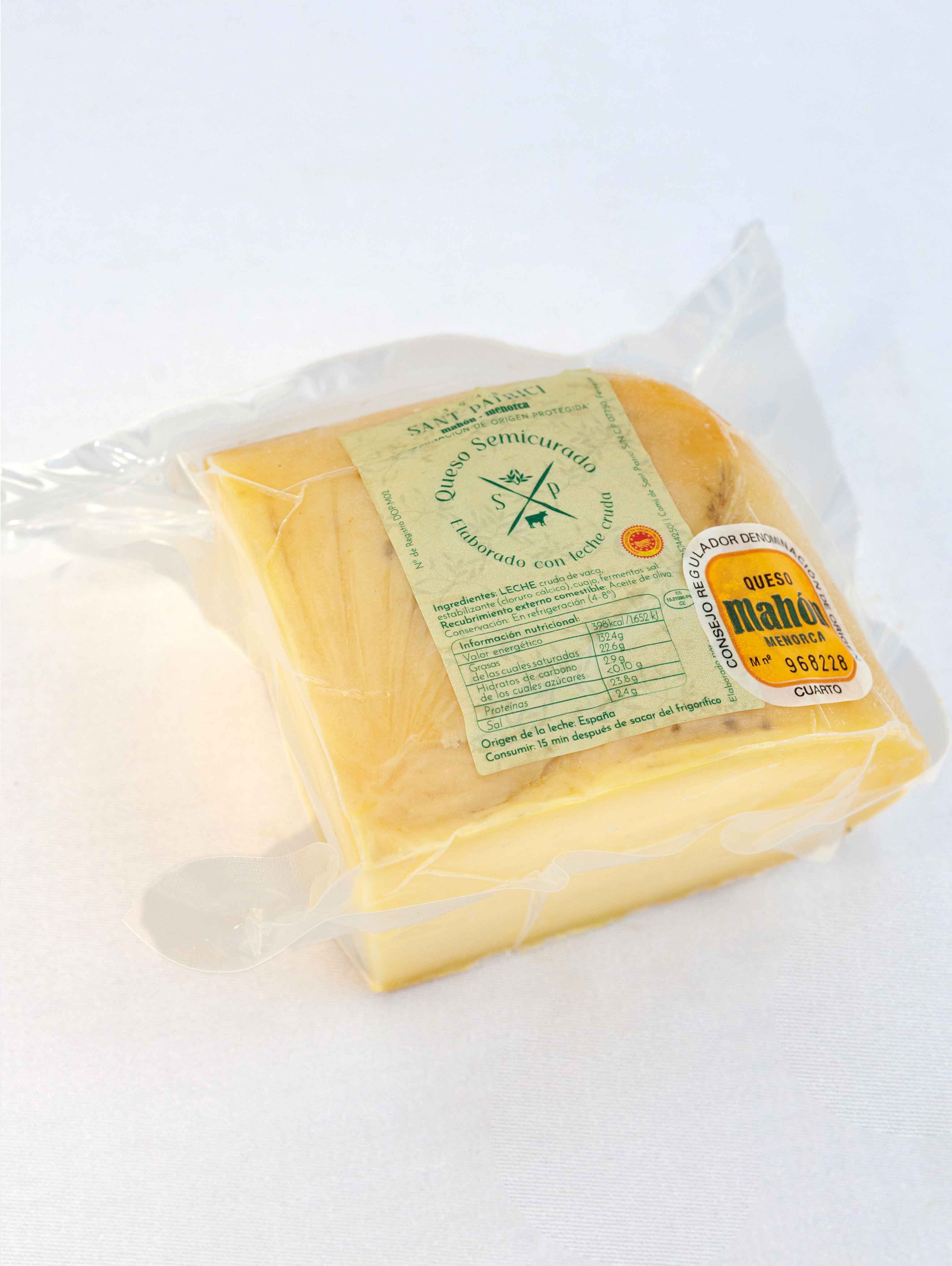 Queso semicurado Mahón-Menorca envasado